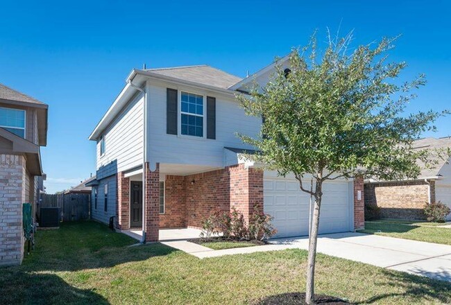 5611 Plantation Forest Dr in Katy, TX - Foto de edificio - Building Photo