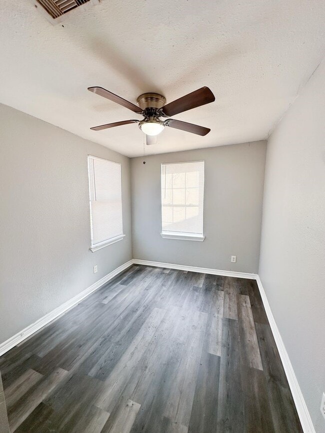 property at 2522 Rosalie St