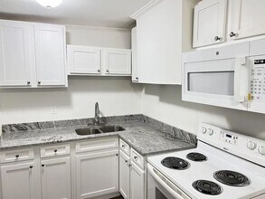 5638 Attucks Blvd in Morrow, GA - Building Photo - Building Photo