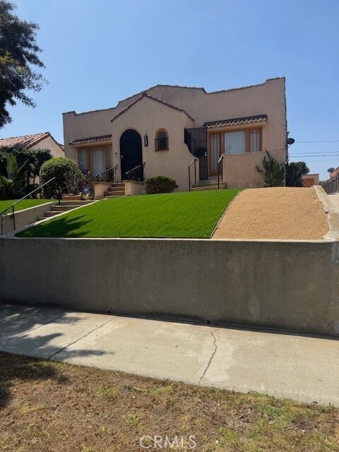 2038 W 73rd St in Los Angeles, CA - Building Photo - Building Photo