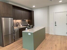 2209 S 1st St in Austin, TX - Building Photo