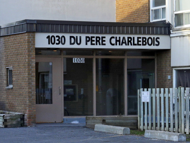 1030 Du Pere Charlebois Ave in Ottawa, ON - Building Photo - Building Photo