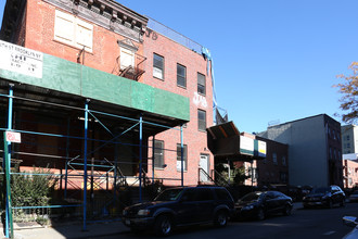 63 S 4th St in Brooklyn, NY - Building Photo - Building Photo