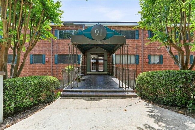 property at 91 Rumson Rd NE