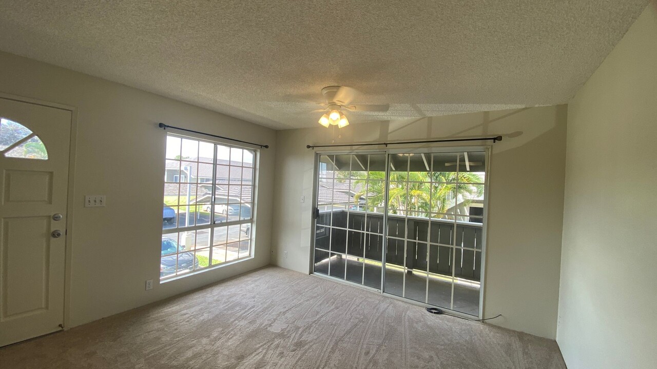 94-1429-1429 Polani St in Waipahu, HI - Building Photo