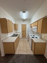 6850 Sharlands Ave, Unit L1068 in Reno, NV - Building Photo - Building Photo