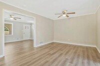 2871 Knollview Dr photo'