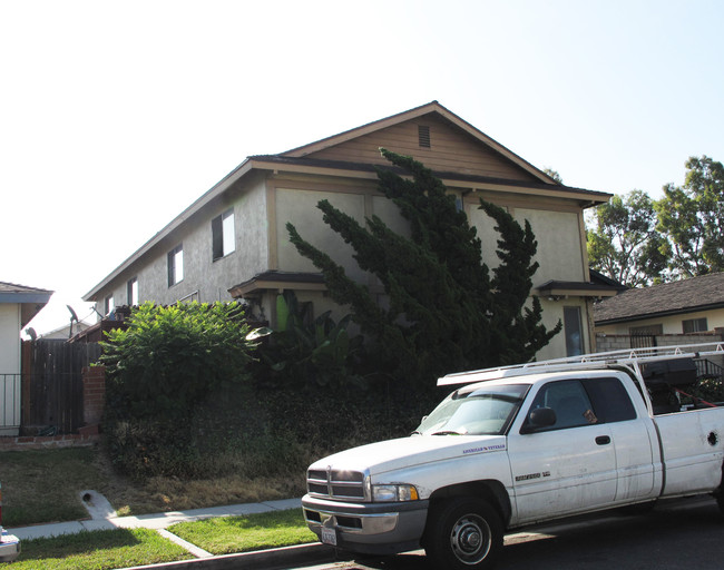 12422 Clearglen Ave in Whittier, CA - Building Photo - Building Photo