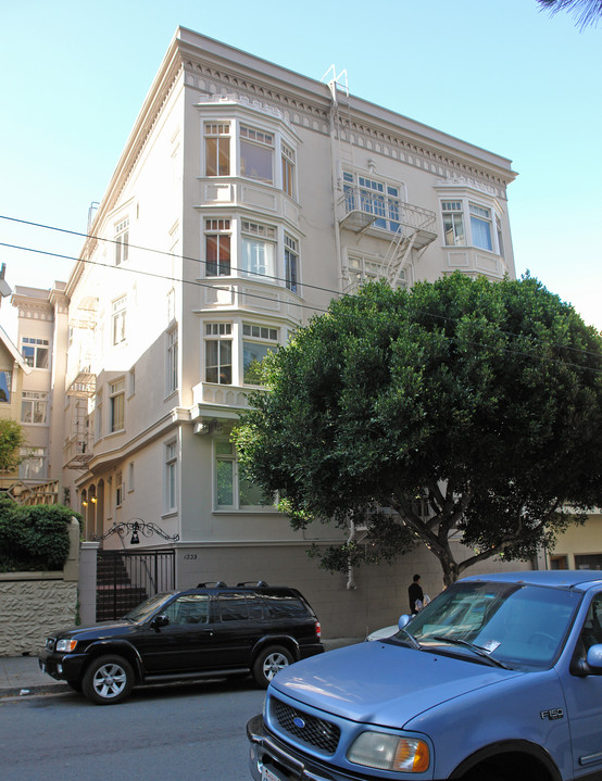 1335 Clay St in San Francisco, CA - Building Photo