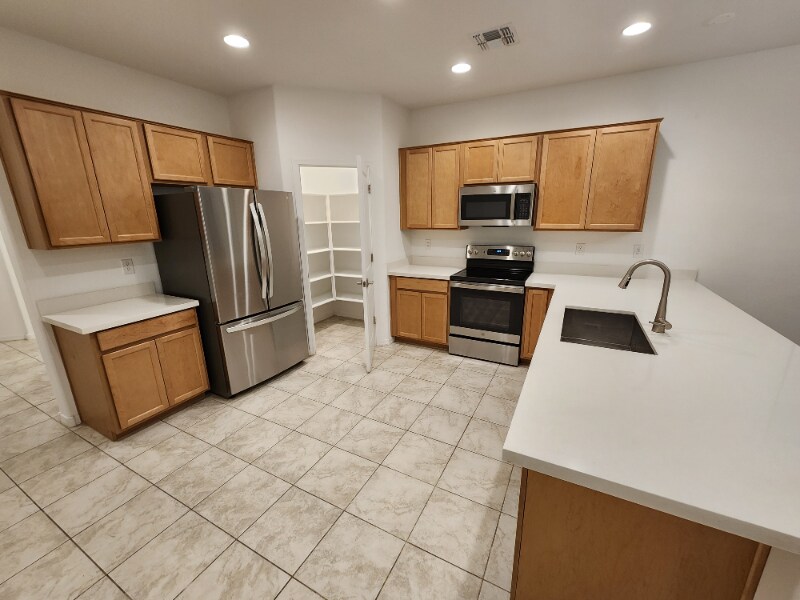 8948 W Colter St in Glendale, AZ - Building Photo