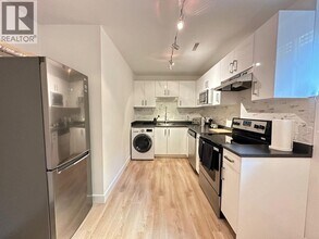 5636 Covey Pl in North Vancouver, BC - Building Photo - Building Photo