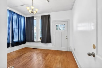 328 E Fond du Lac St, Unit Lower in Ripon, WI - Building Photo - Building Photo