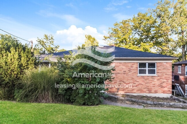 6619 Daly Rd in Cincinnati, OH - Building Photo - Building Photo