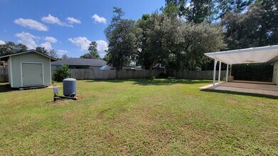 6329 Hemlock Rd in Ocala, FL - Building Photo - Building Photo