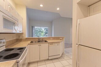 4255 Liron Ave in Ft. Myers, FL - Building Photo - Building Photo