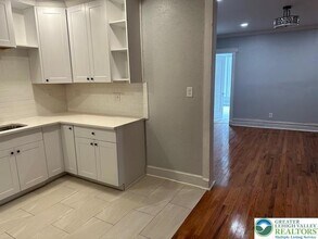 139 N 7th St, Unit 3RD FL in Allentown, PA - Building Photo - Building Photo