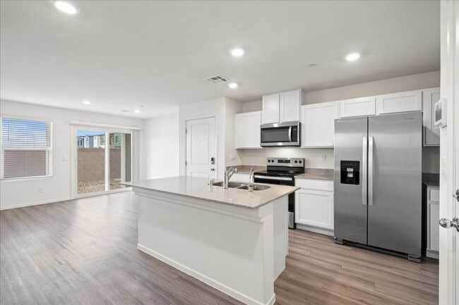 6049 Amaryllis Fls St