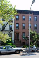 489 3rd St Apartments