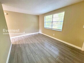 12423 Old Morris Bridge Rd in Tampa, FL - Foto de edificio - Building Photo