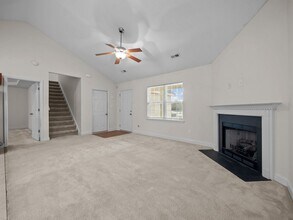 203 Michel Ct in Hubert, NC - Building Photo - Building Photo