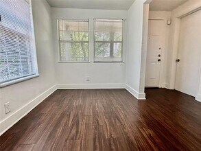 1205 Olander St in Austin, TX - Building Photo - Building Photo