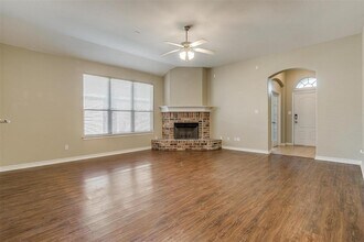 4244 Summersweet Ln in Crowley, TX - Building Photo - Building Photo