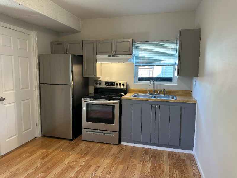 9 Park Pl in Danbury, CT - Building Photo
