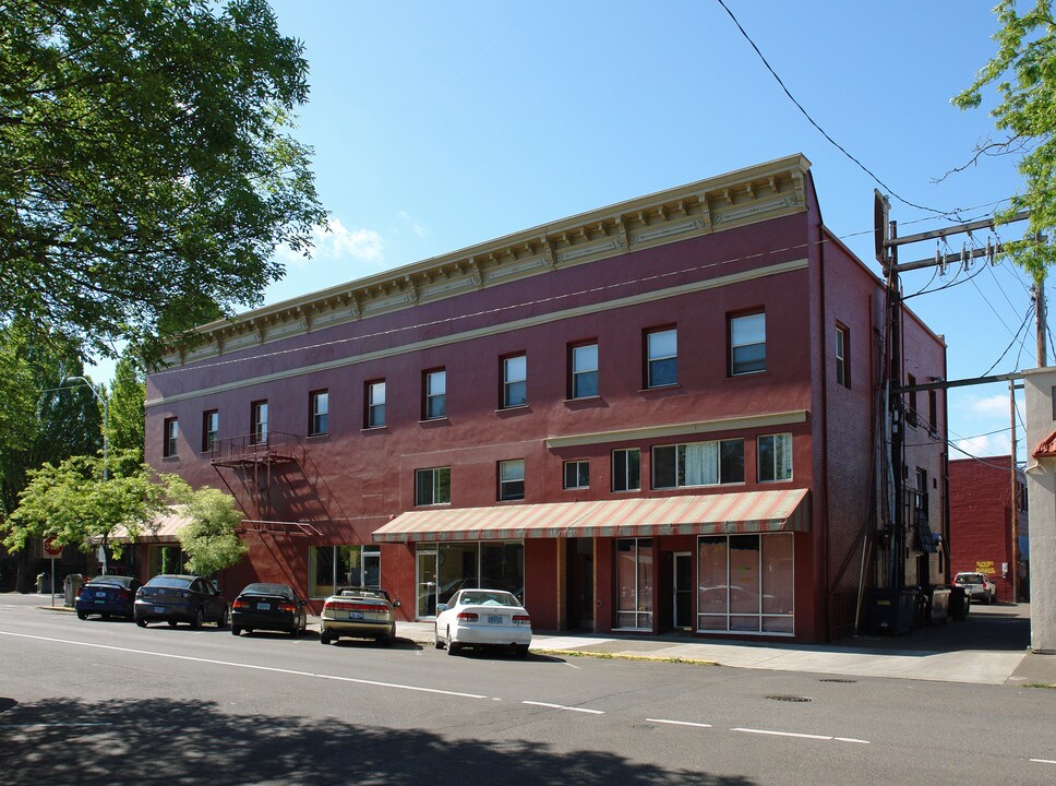 Radcliffe Building in Corvallis, OR - Building Photo