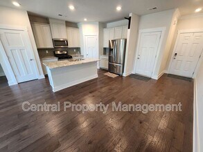 112 Outback Dr in Greer, SC - Building Photo - Building Photo