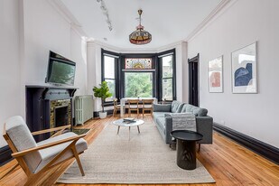 Violet Coliving in Chicago, IL - Building Photo