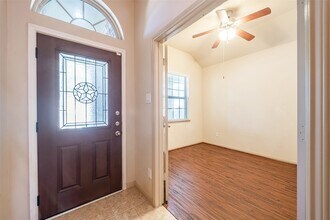 3205 Featherwood Ln in Dickinson, TX - Building Photo - Building Photo