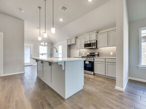 1117 SW 139th Ter in Oklahoma City, OK - Building Photo - Building Photo