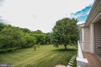 8711 Hawbottom Rd in Middletown, MD - Building Photo - Building Photo