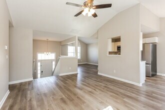 214 Stallion Trail in Riverdale, GA - Building Photo - Building Photo