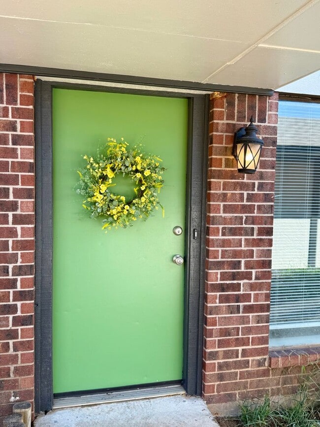 property at 1405 Concord Dr