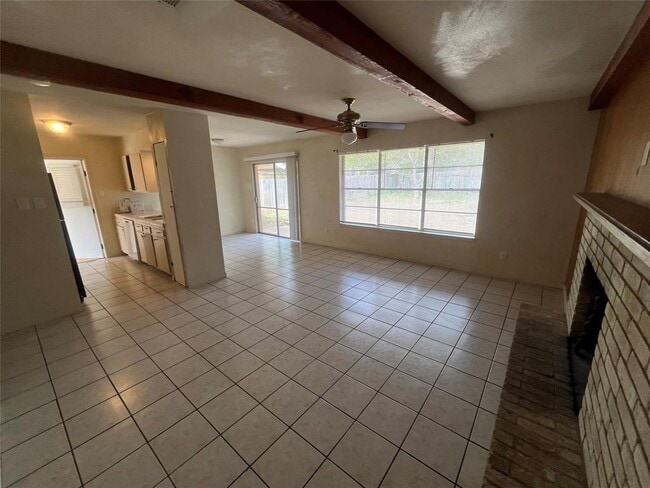 property at 1002 Hillyer St