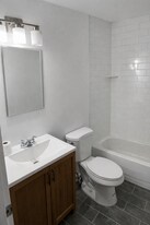 8034 Craig St in Philadelphia, PA - Building Photo