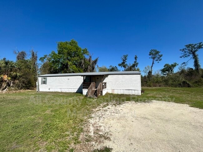193 NW Gerson Ln in Lake City, FL - Building Photo - Building Photo