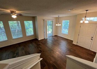 6706 Eagle Feather Dr in Riverview, FL - Building Photo - Building Photo