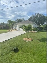 2315 Snowflake Ln in North Port, FL - Building Photo - Building Photo