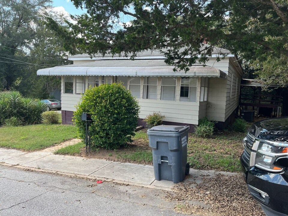 1 Birch St in Porterdale, GA - Building Photo