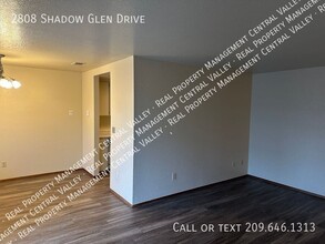 2808 Shadow Glen Dr in Modesto, CA - Building Photo - Building Photo