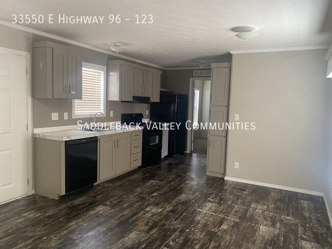 33550 CO-96 in Pueblo, CO - Building Photo - Building Photo