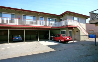 788 Mills Ave in San Bruno, CA - Foto de edificio - Building Photo