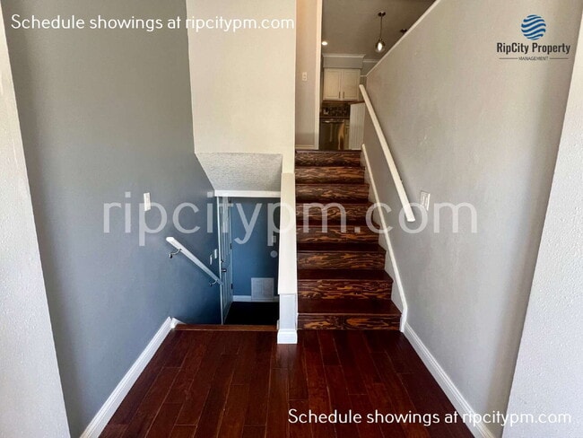 732 NE 195th Ave in Portland, OR - Foto de edificio - Building Photo