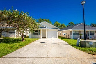 1197 Brownfield Rd in Bellview, FL - Building Photo - Building Photo