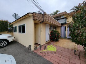 1944 Oxford Ave in Encinitas, CA - Building Photo