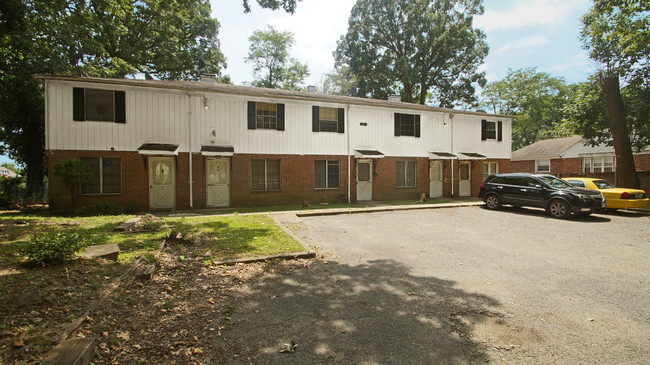 The Duvall Townhomes in Baltimore, MD - Building Photo - Building Photo