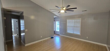 4091 Leak Creek Ct in Winston-Salem, NC - Building Photo - Building Photo