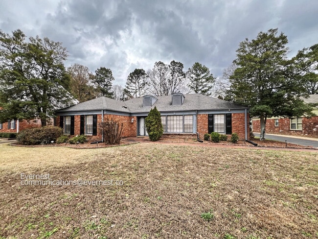 2616 Inverary Cove in Memphis, TN - Building Photo - Building Photo